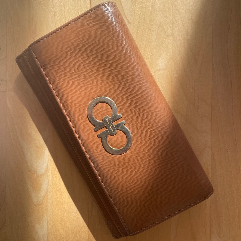 Ferragamo wallet
